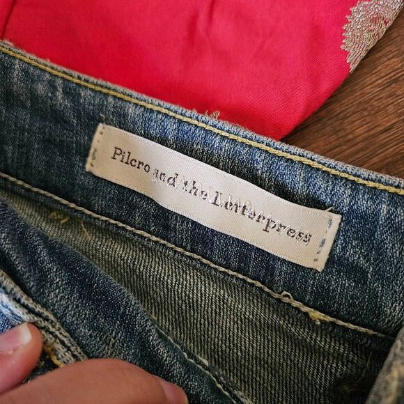 Pilcro and the Letterpress Script Flared Jeans - Picture 4 of 9
